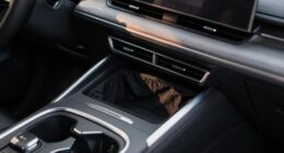 discreetly conceal car valuables